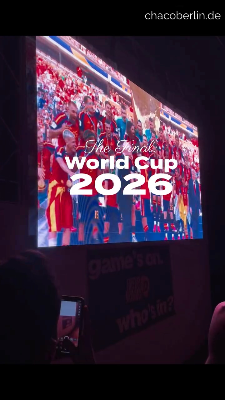 🇪🇸 Spanish flair. @fit_bysareg 
🇯🇵 Japanese pride. Me😊
🇮🇹 Italian passion. @ms.nataliacipriani 
🇩🇪 German power. 💪🏼 all of us
🌍 The ultimate global cheer squad.
🏆 Four cultures, one massive Final!
👇 Which country had the best fans this World Cup?